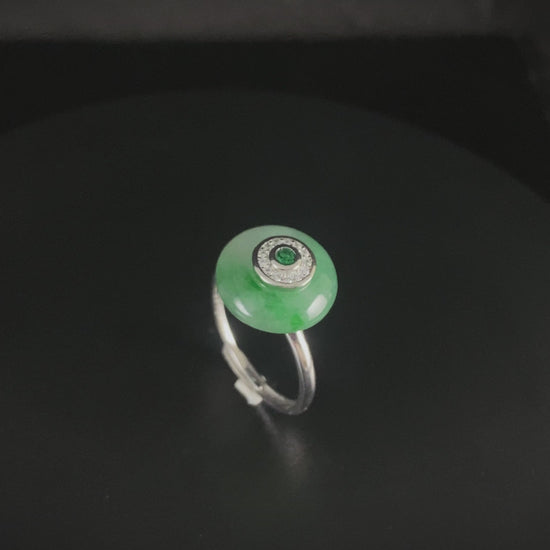 Misty Spring Green · Nature Burmese Jadeite Ring