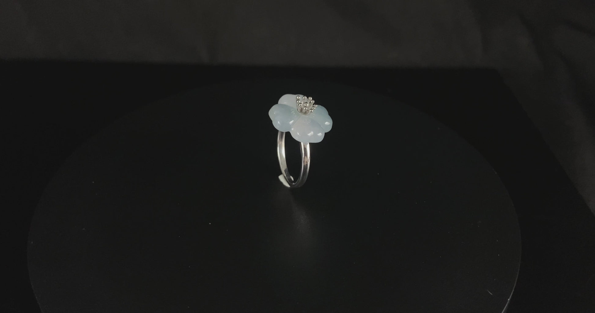 Clear Dew Pale Ice Four-Leaf Clover · Nature Burmese Jadeite Ring 