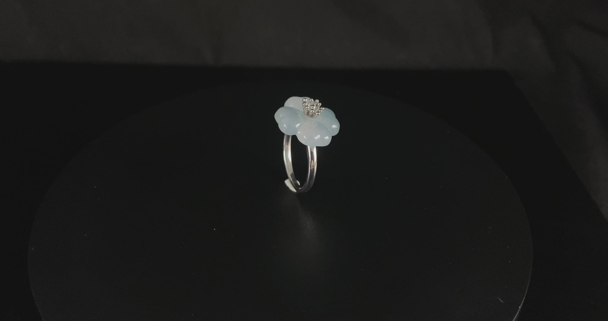 Clear Dew Pale Ice Four-Leaf Clover · Nature Burmese Jadeite Ring 