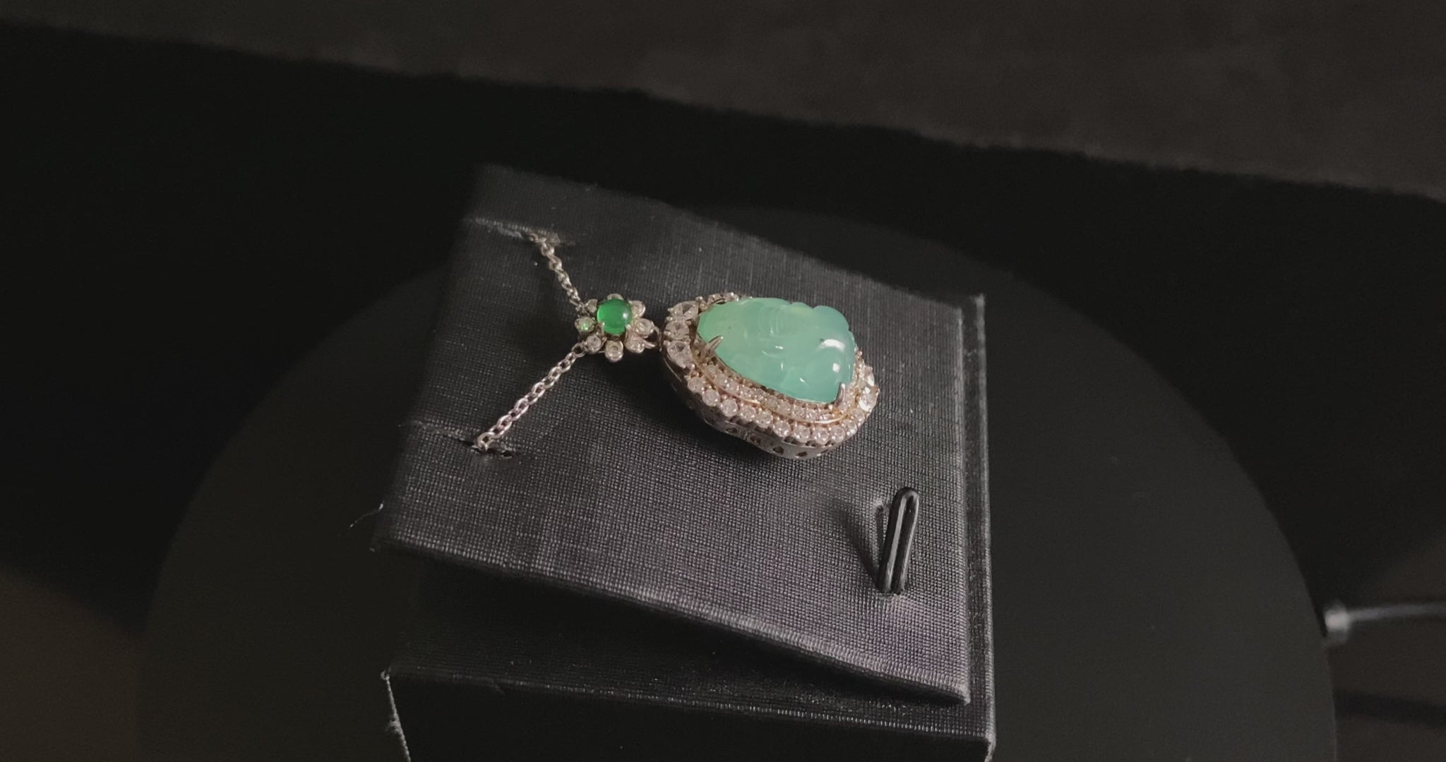A ice mint pixiu jadeite pendant.