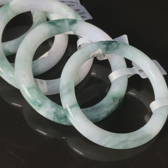 Cloud Stream Teal · Nature Burmese Jadeite Round Bangle
