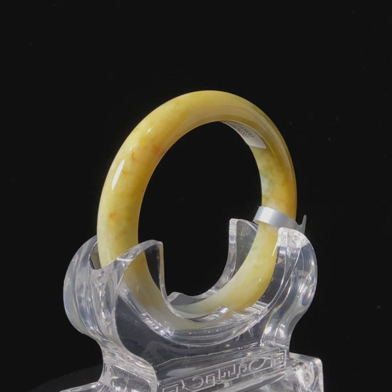 Dunhuang | Golden Hush Cream · Nature Burmese Jadeite Peace Bangle (59mm)