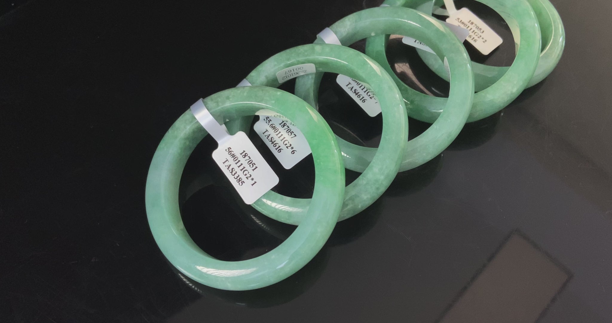 Premium 🌳 Verdant Bloom Green Mist · Nature Burmese Jadeite Peace Bangle
