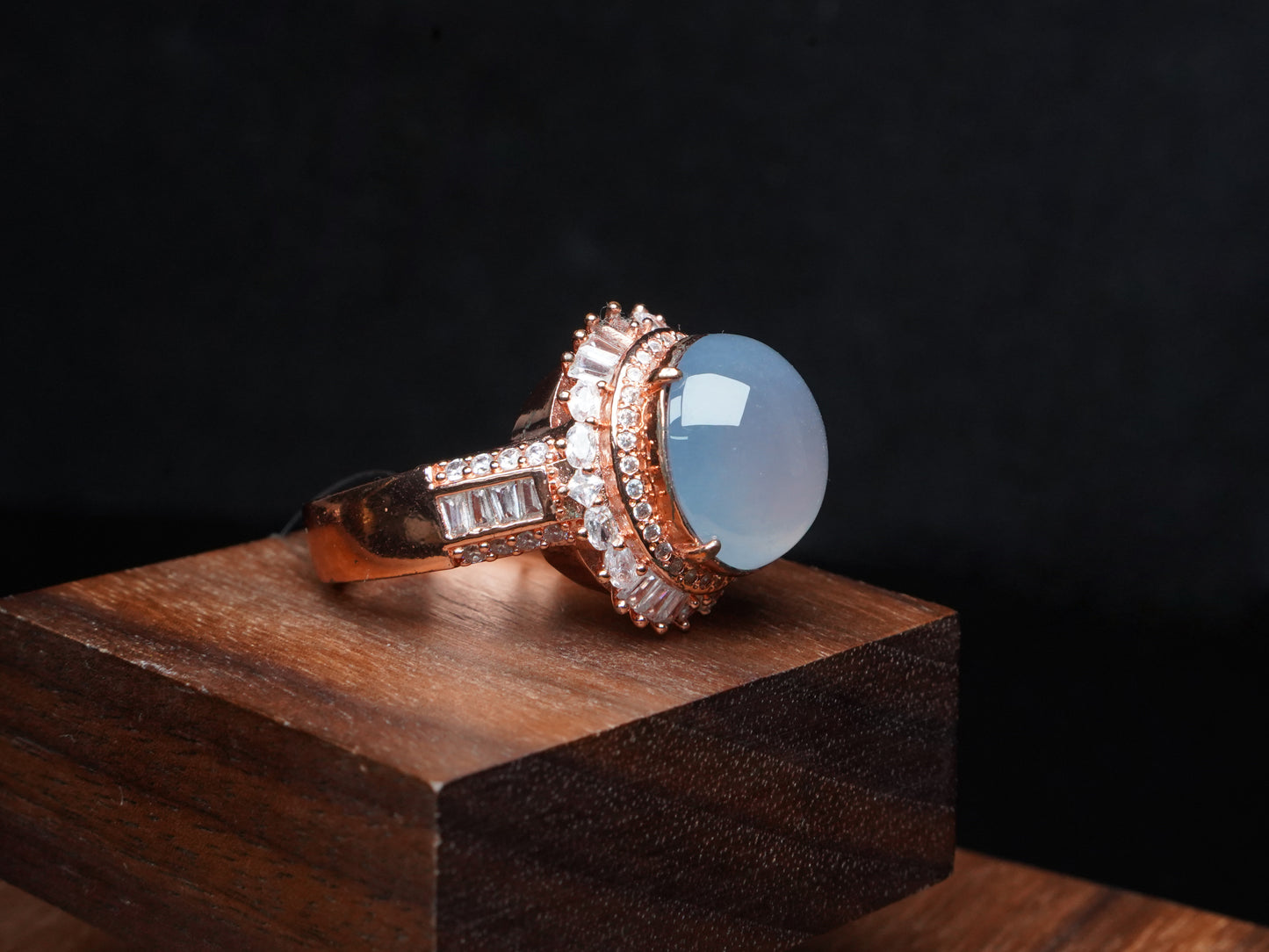 Cabochon Sky Blue · Nature Burmese Jadeite Ring