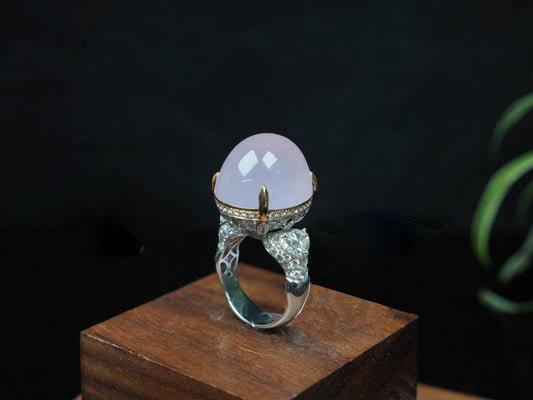 A lilac blush icy glow jadeite ring.