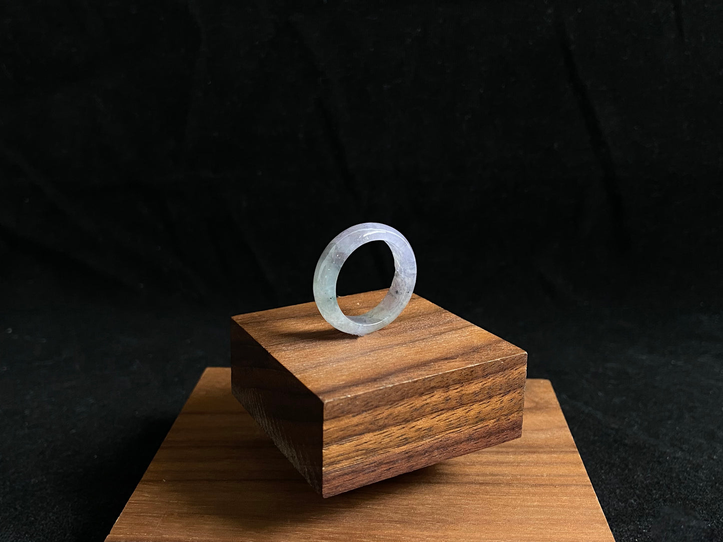 This ring features an icy jadeite with crystal clear transparency.